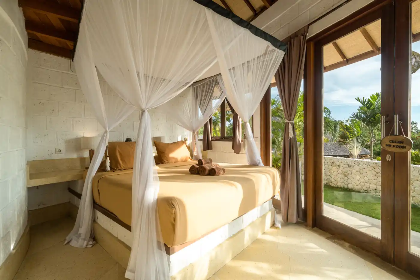 Shaka Family Room Biu Biu Resort presentation