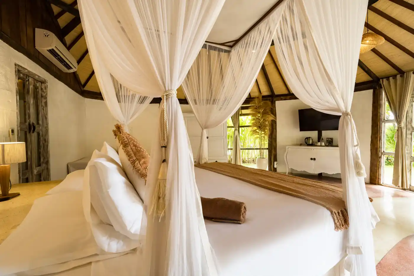 Superior Lodge Biu Biu Resort presentation